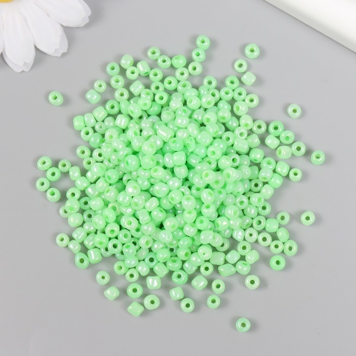 Бисер стекло 6/0  Бисер стекло 6/0 "Зелёный чай" полупрозрачный перламутр 450 гр