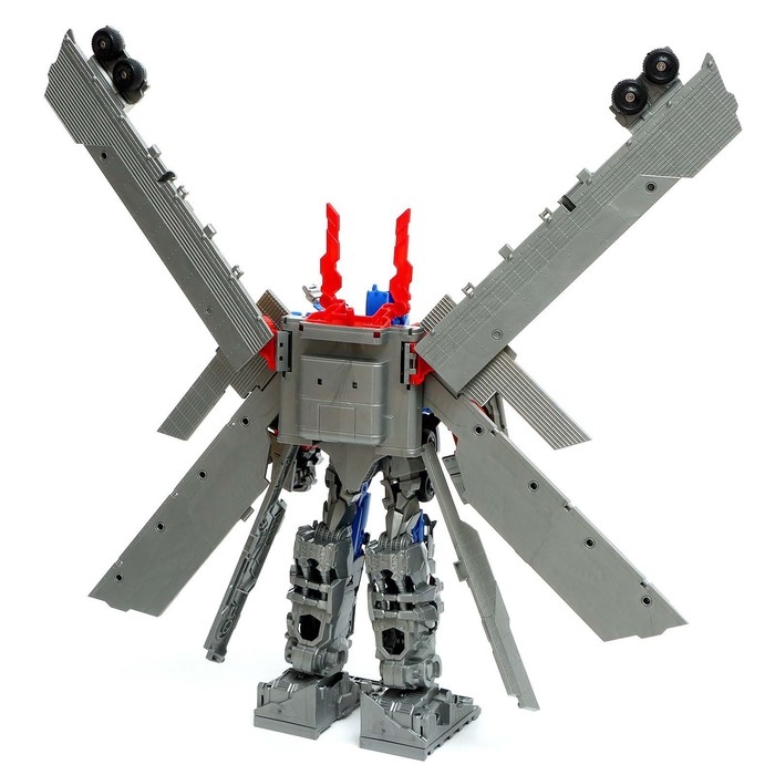 Робот «Предводитель», с прицепом, трансформируется