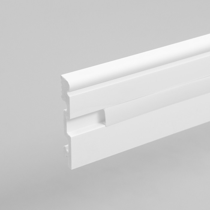 Плинтус напольный под подсветку  рассеивателем  1 UHD 17/80СL 2000х80 мм