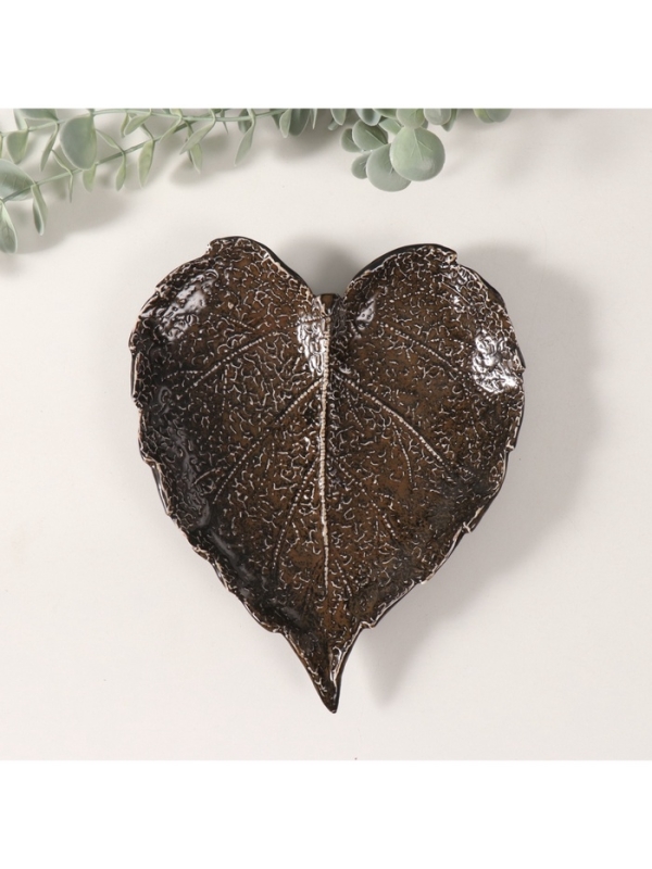 Сувенир керамика подставка Сувенир керамика подставка "Лист с прожилками" коричневый глянец 16х19,5х2,5 см