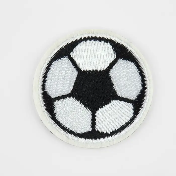 Патч клеевой на одежду, обувь, сумки «Футбольный мячик», 4,5 × 4,5 см, цена за 1 штуку Патч клеевой на одежду, обувь, сумки «Футбольный мячик», 4,5 × 4,5 см, цена за 1 штуку