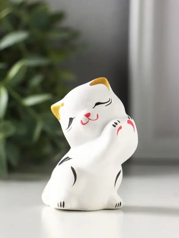 Фигурка керамика &laquo;Котик лапки вверх&raquo;, 7 см, белый
