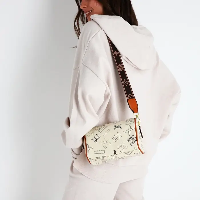Сумка женская кросс-боди на молнии, 22&times;11&times;15 см, с принтом, бежевая