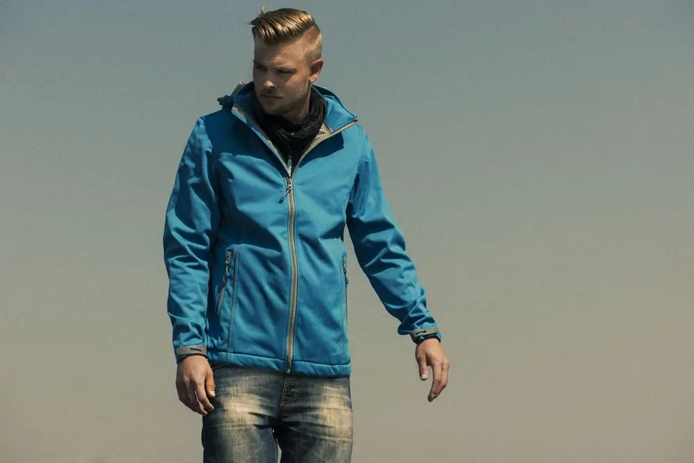 Куртка софтшелл мужская Skyrunning, черная, размер S