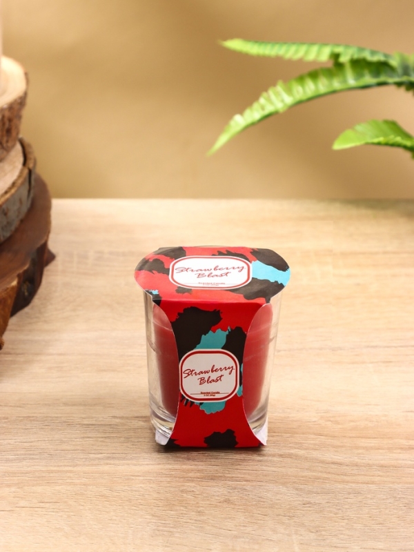 Свеча ароматическая "Candle" 85 гр, клубничный взрыв