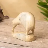 Сувенир "Птица Киви" дерево Суар, 10х5х9 см, цв. бежевый