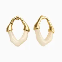 Серьги акрил "Столоктиты", цвет молочный в золоте