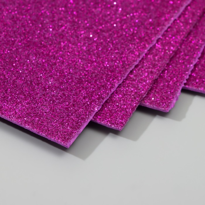 Набор глиттерного фоамирана (5 листов) 2 мм 20х30 см, фиолетовый Набор глиттерного фоамирана (5 листов) 2 мм 20х30 см, фиолетовый