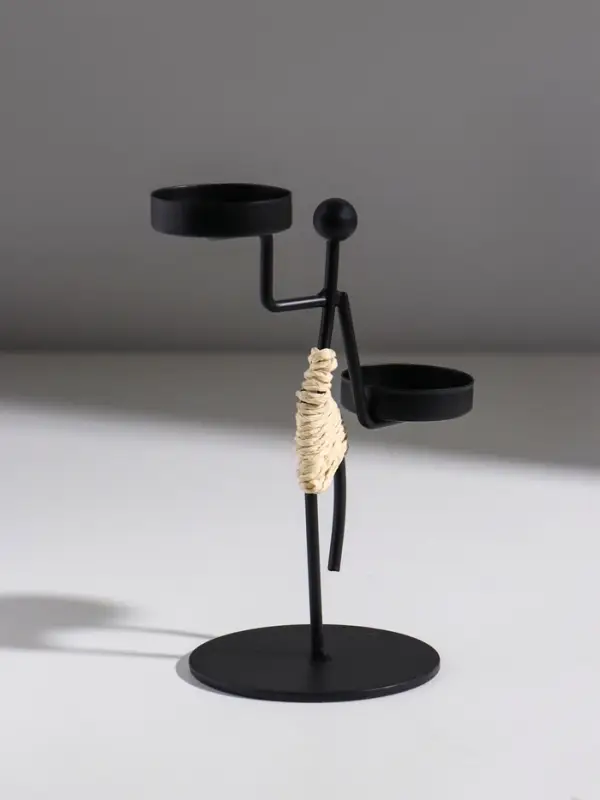 Подсвечник металл на 2 свечи  Подсвечник металл на 2 свечи "Аборигенка танцующая" d=4 см 10,5х8х16 см