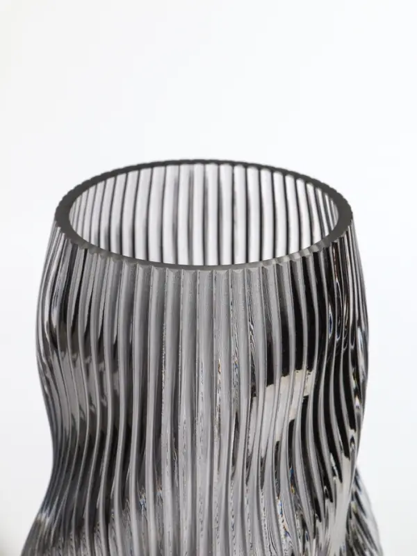 Ваза стекло настольная  Ваза стекло настольная "Венди" 29х12х10 см, серый