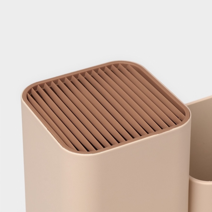 Подставка для ножей и столовых приборов Доляна «Нежность», пластик, бежевая Подставка для ножей и столовых приборов Доляна «Нежность», пластик, бежевая