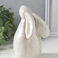 Сувенир керамика "Зайка с прижатыми ушками" беж 9х7,7х13,8 см