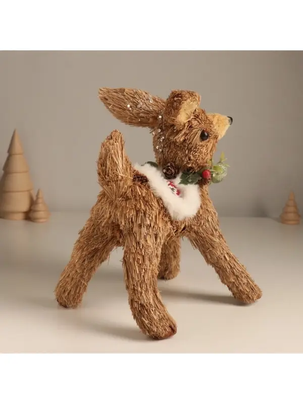 Фигурка новогодняя &laquo;Оленёнок в новогодней накидке&raquo;, 18&times;15&times;21 см