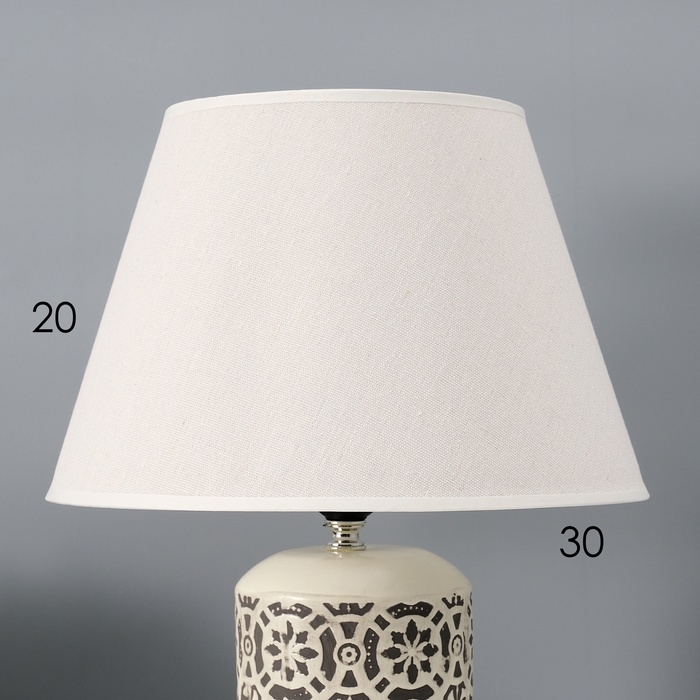 Настольная лампа с абажуром RISALUX «Ивела», Е27, 40 Вт, 30×30×39 см Настольная лампа с абажуром RISALUX «Ивела», Е27, 40 Вт, 30×30×39 см