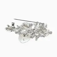 Брошь &laquo;Цветочек&raquo; роскошный, жемчуг, цвет белый в серебре