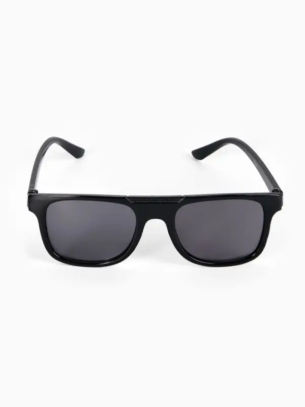 Очки солнцезащитные детские OneSun, uv 400, 13&times;12.4&times;3.9 см, линза 3.5&times;4.5 см, черные