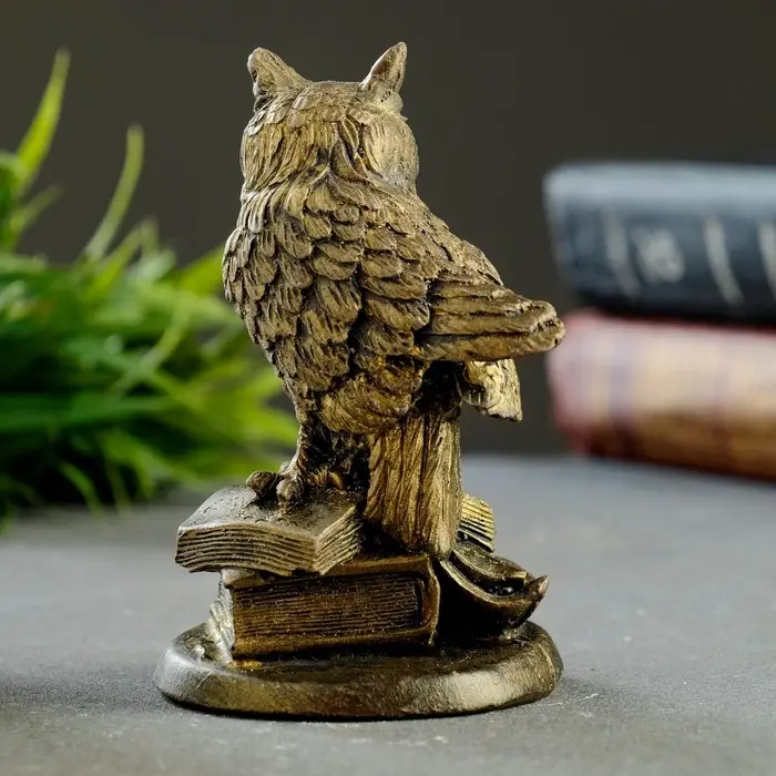 Фигурка гипс &laquo;Филин на книгах&raquo;, состаренное золото, 11&times;7&times;7 см