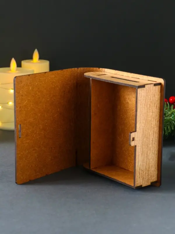 Новогодняя копилка-шкатулка "Новогодних чудес" 14х12х5 см