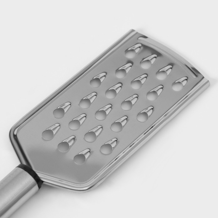 Тёрка для сыра крупная Доляна Fargo, 23,5×6×2, с ручкой, цвет серебристый Тёрка для сыра крупная Доляна Fargo, 23,5×6×2, с ручкой, цвет серебристый