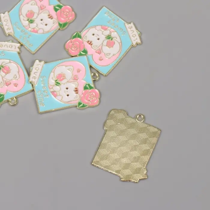 Декор для творчества металл, эмаль Декор для творчества металл, эмаль "Два влюблённых котика" 2,8х2,4 см