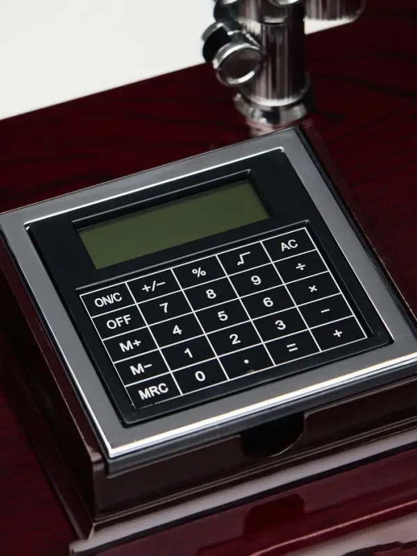 Набор настольный 7 в 1 (блок для бумаг, подставка для печати, мелочей, карандашница, часы, визитница, глобус)