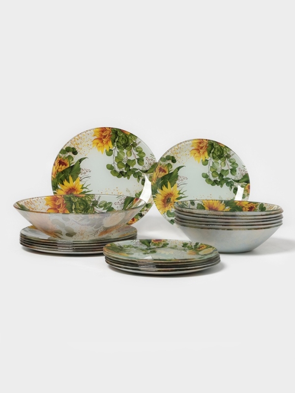 Столовый сервиз Доляна «Подсолнухи», 19 предметов: салатник 1 шт, тарелка десертная 6 шт, тарелка обеденная 6 шт, тарелка суповая 6 шт, стекло, рисунок