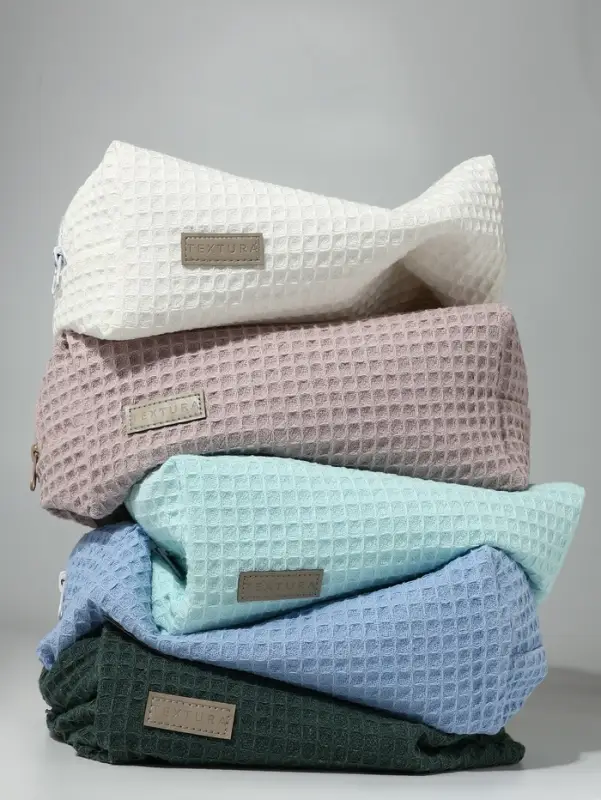 Косметичка женская на молнии TEXTURA, объёмная, большая, мягкая, розовая