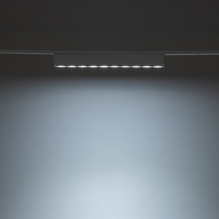 Светильник трековый ULTRA Светильник трековый ULTRA "Линза" LED 12Вт 3000K-5700К CRI90 белый 23х2,6х2,4см