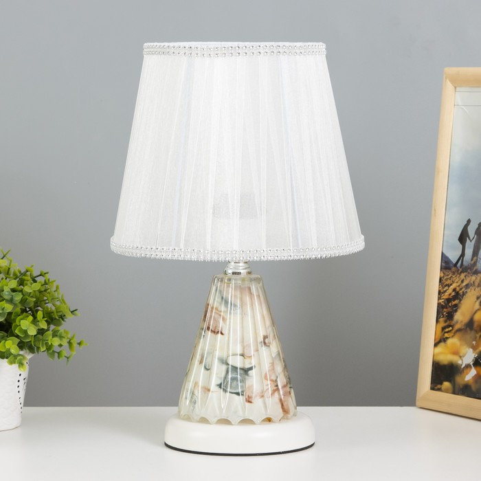 Лампа настольная с подсветкой "Дамона" 1х40Вт Е27 220В белый 21х21х33 см RISALUX