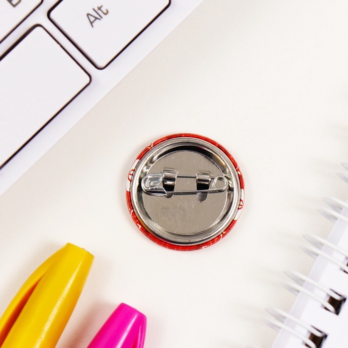 Значки закатные набор 3 шт d=25 мм d=35 мм Значки закатные набор 3 шт d=25 мм d=35 мм "Полярный мишка в свитере" 7х7 см