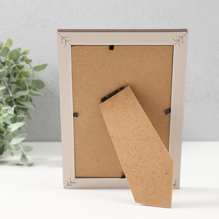 Фоторамка пластик 10х15 см Фоторамка пластик 10х15 см "Муза" какао 17,7х12,2х1,1 см