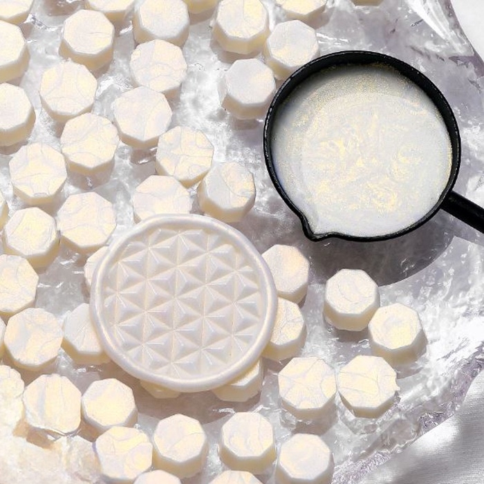 Сургуч в гранулах Сургуч в гранулах "Молочный" перламутр набор 100 капсул