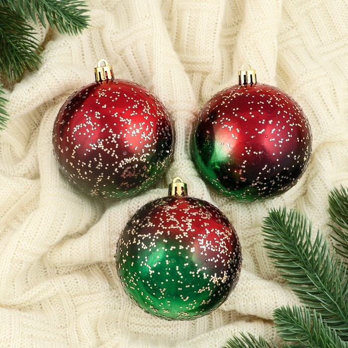 Набор шаров пластик d-8 см, 3 шт Набор шаров пластик d-8 см, 3 шт "Мэдисон" зелёный красный