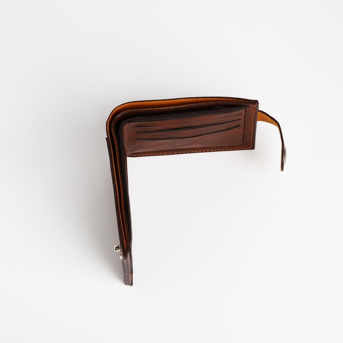 Портмоне мужское на магните, отдел для купюр, для карт, для монет, цвет коричневый Портмоне мужское на магните, отдел для купюр, для карт, для монет, цвет коричневый