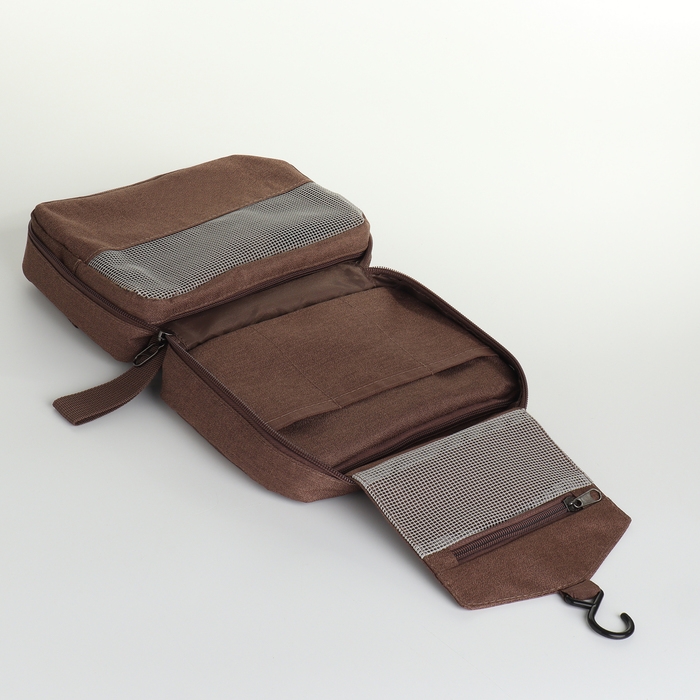 Косметичка-несессер на молниях, цвет коричневый Косметичка-несессер на молниях, цвет коричневый