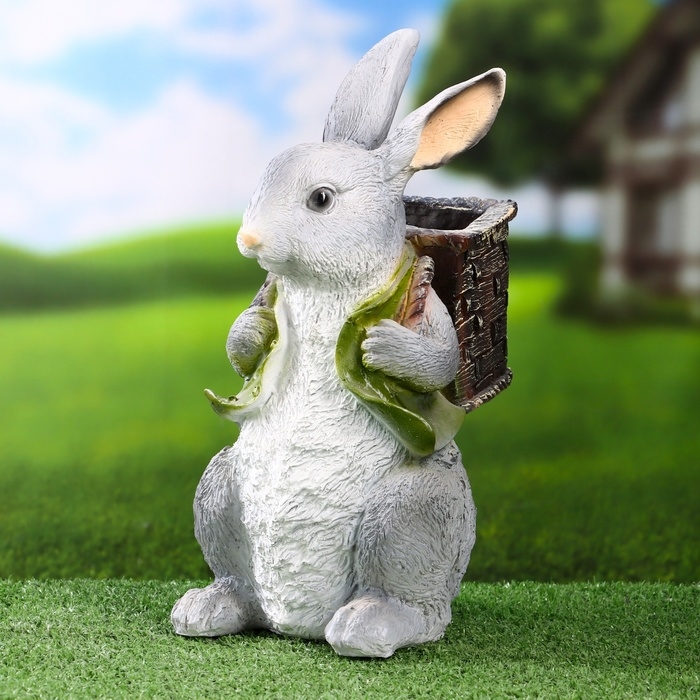Фигурное кашпо  Фигурное кашпо "Заяц с корзиной" серый, 19х14х32см