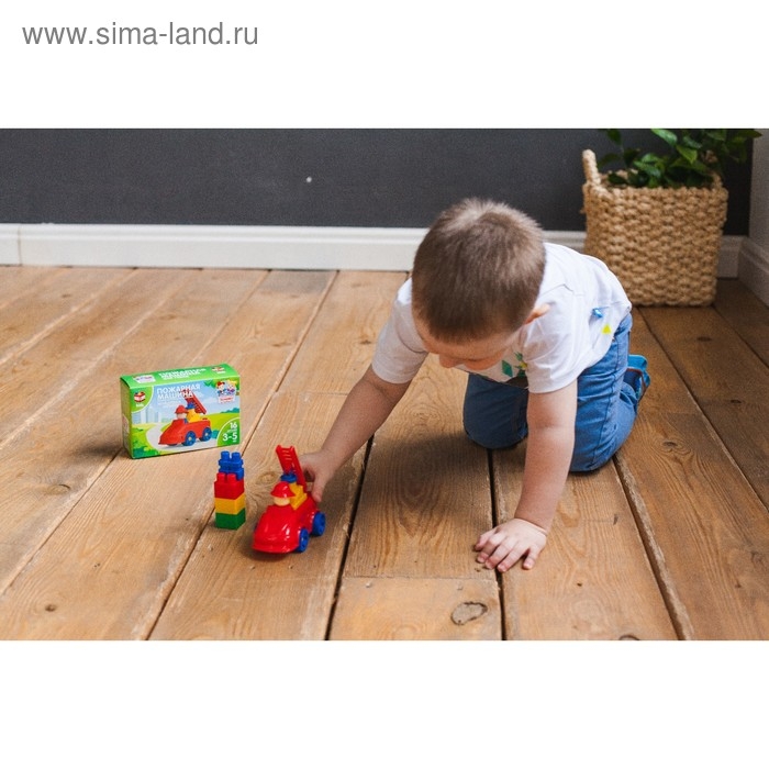 Конструктор «МОЙ ГОРОД: Пожарная машина», 16 деталей Конструктор «МОЙ ГОРОД: Пожарная машина», 16 деталей