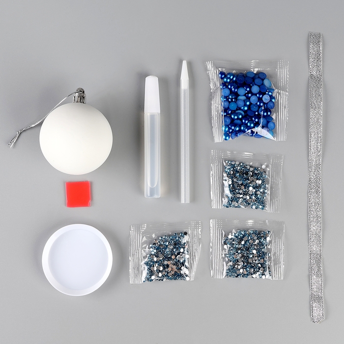 Ёлочная игрушка своими руками на новый год. Декор ёлочного шара полубусинами и блестками «Синий и голубой», новогодний набор для творчества Ёлочная игрушка своими руками на новый год. Декор ёлочного шара полубусинами и блестками «Синий и голубой», новогодний набор для творчества