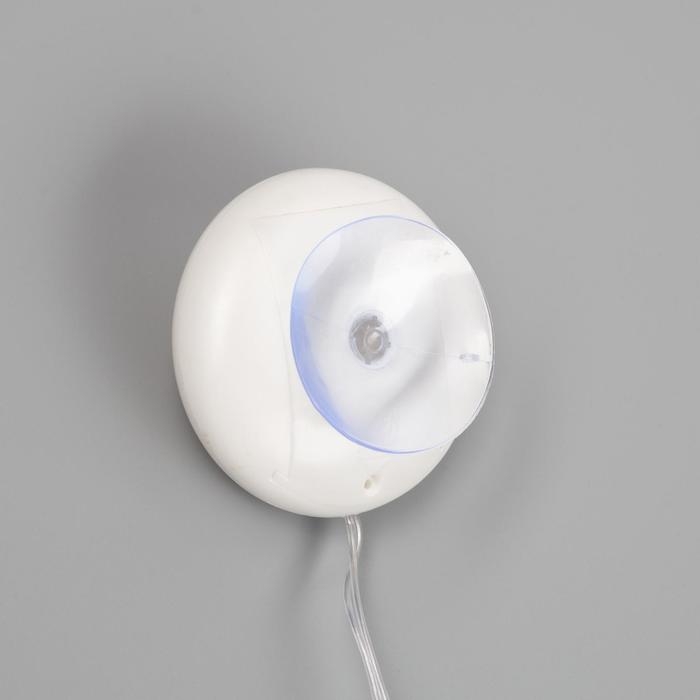 Светодиодная фигура на присоске «Снеговик» 19 × 22 см, пластик, батарейки АААх3 (не в комплекте), свечение тёплое белое Светодиодная фигура на присоске «Снеговик» 19 × 22 см, пластик, батарейки АААх3 (не в комплекте), свечение тёплое белое