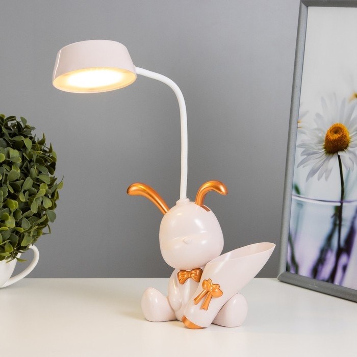 Настольная лампа с точилкой "Зайчик" LED 2Вт 3000К USB АКБ розовый 15х14х30 см