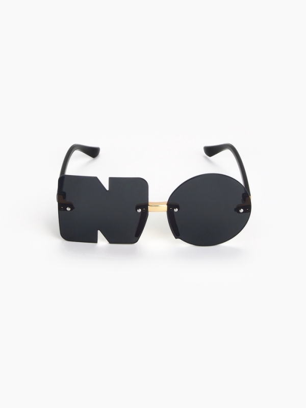 Очки солнцезащитные женские, дужка 12.2 см, ширина 12.3 см, линза 5.2 х 5.3 см, черные Очки солнцезащитные женские, дужка 12.2 см, ширина 12.3 см, линза 5.2 х 5.3 см, черные