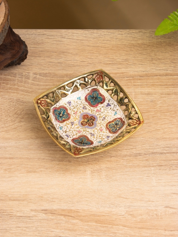 Блюдо сервировочное на ножке "Клевер" латунь 10х10х4 см