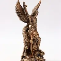 Фигура &laquo;Архангел Михаил&raquo; 30&times;17&times;10 см