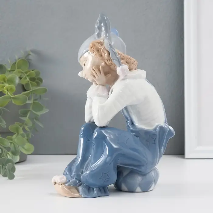 Сувенир керамика  Сувенир керамика "Клоун после представления" цветной 20х14,5х9 см