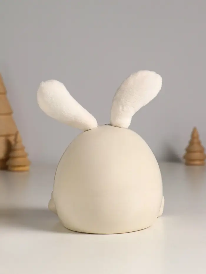 Сувенир керамика, текстиль "Зайчик круглый" белый 9х9,5х12 см Сувенир керамика, текстиль "Зайчик круглый" белый 9х9,5х12 см