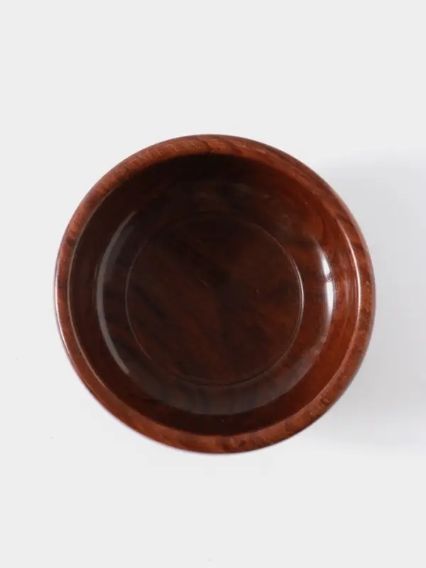 Чаша на ножке &laquo;В самое сердце&raquo;, 13&times;13&times;8 см, дерево шишам