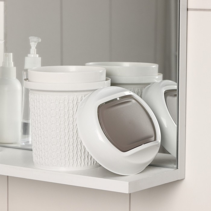 Контейнер для мусора настольный Velvet, 1 л, d=13 см, h=15.5 см, цвет светло-серый Контейнер для мусора настольный Velvet, 1 л, d=13 см, h=15.5 см, цвет светло-серый