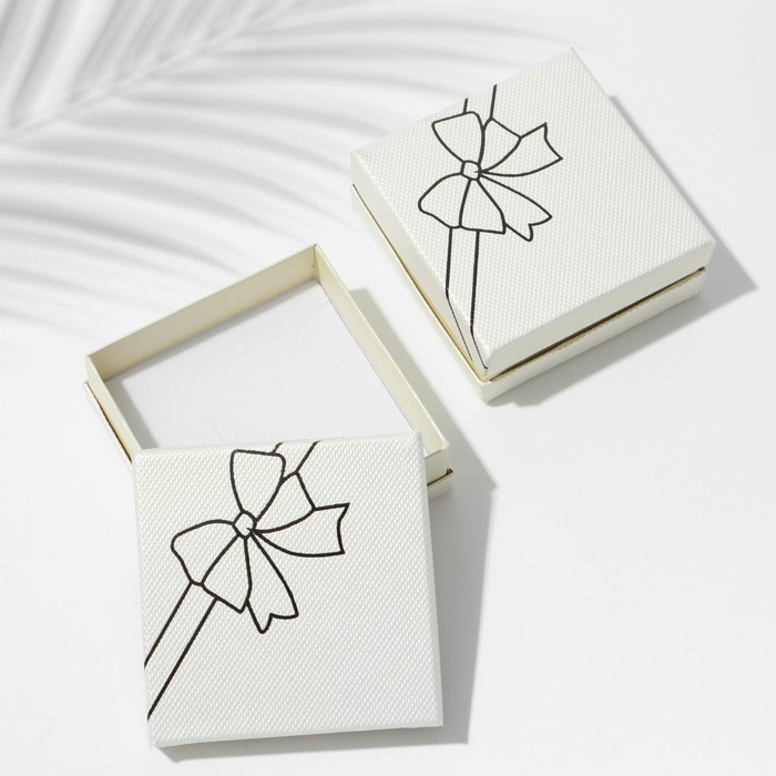 Коробочка подарочная под набор «Бантик», 9×9, цвет молочный Коробочка подарочная под набор «Бантик», 9×9, цвет молочный