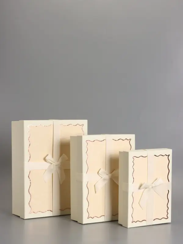 Наборок коробок 3 в 1 прямоугольные 33.5*25*11.5 29*21*9 24.5*17*6.5 см