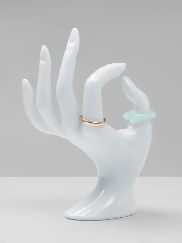 Подставка для украшений &laquo;QF. Рука&raquo;, 8.5&times;7&times;16 см, белая